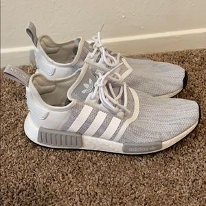 adidas nmd r1 blizzard